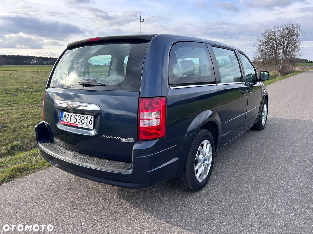 Chrysler Grand Voyager - 4