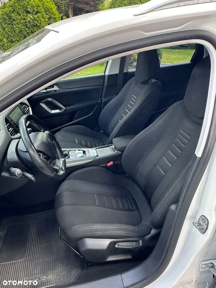 Peugeot 308 BlueHDi 150 Automatik Stop & Start Allure - 13