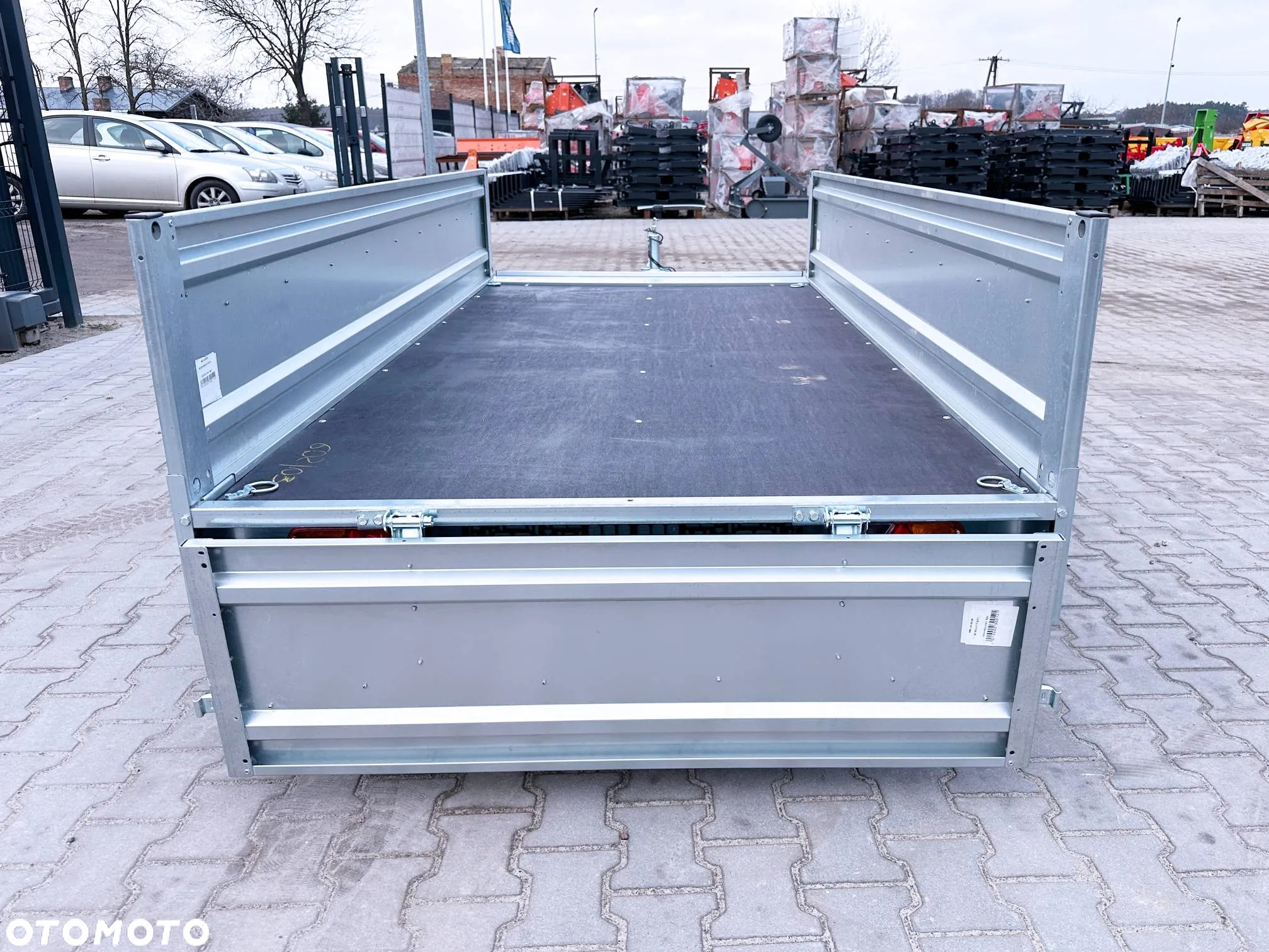 Temared PRO 2612/2 Przyczepka samochodowa 264x126cm dwuosiowa - 5