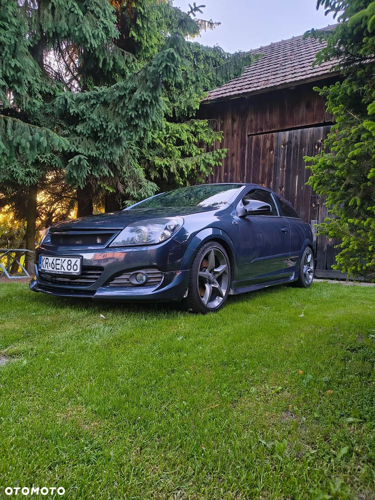 Opel Astra 2.0 T OPC - 4