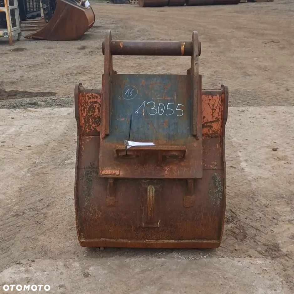 Łyżka używana  80 cm, mocowanie MS10, SW10, HS10 JCB KOMATSU CAT VOLVO nr. 13055 - 6
