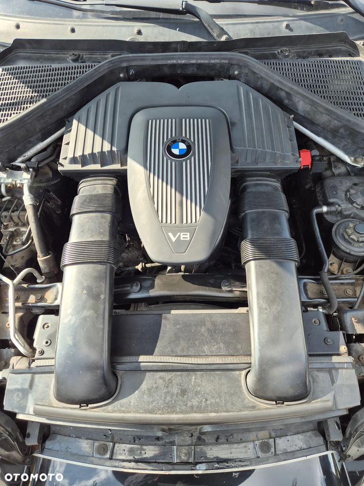BMW X5 4.8i xDrive - 19