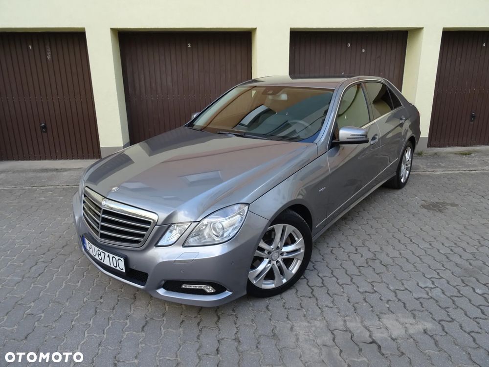 Mercedes-Benz Klasa E 200 CDI 7G-TRONIC Elegance - 2