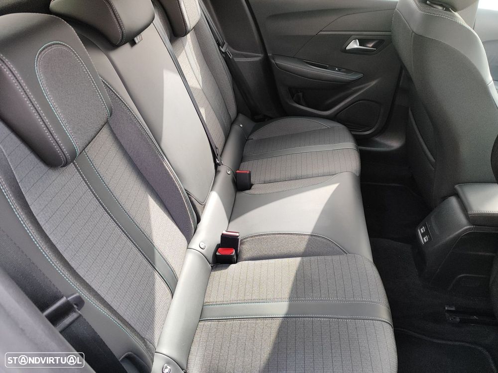 Peugeot e-208 50 kWh Allure - 10