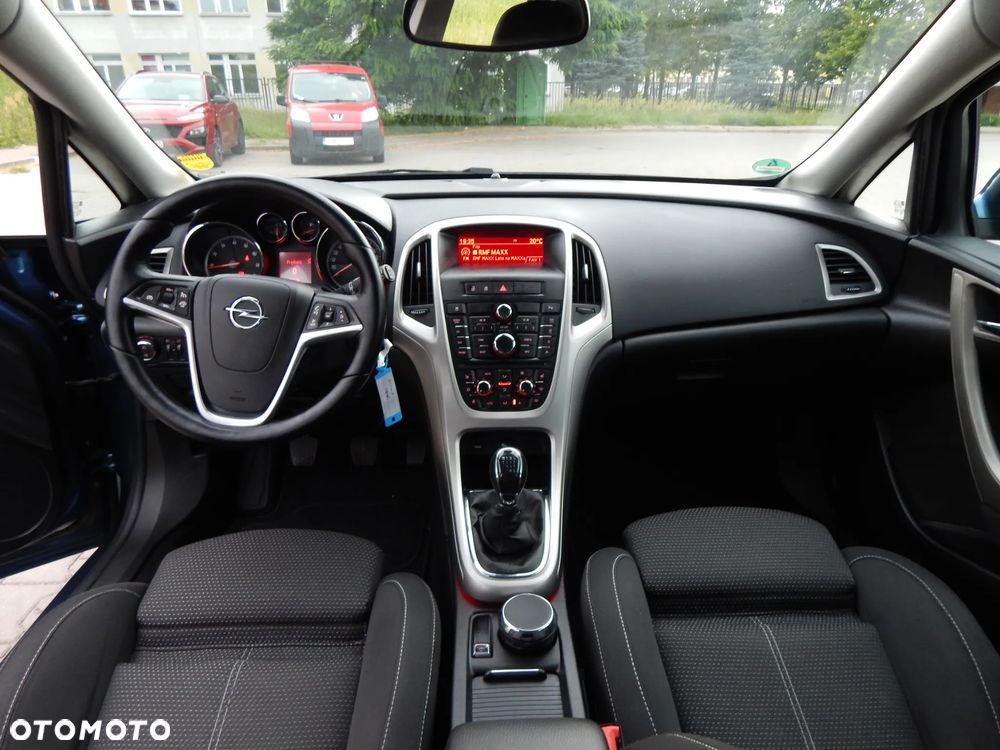 Opel Astra 1.4 T Cosmo EU6 - 15