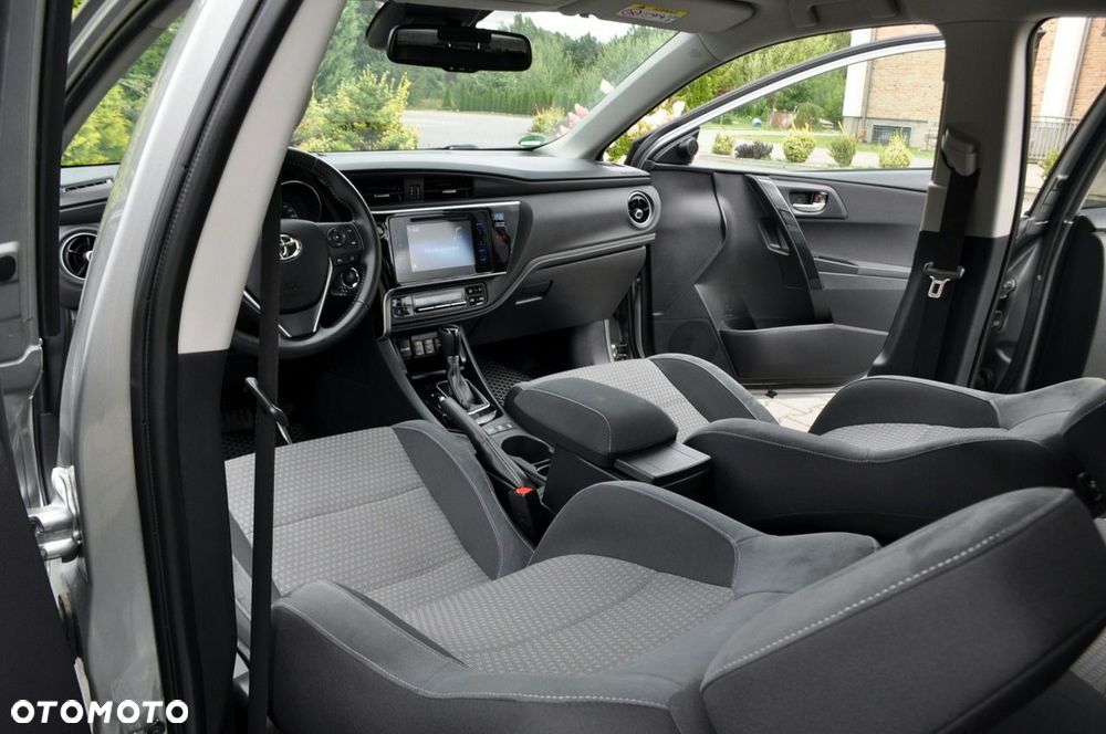 Toyota Auris - 28