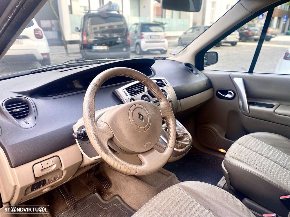 Renault Grand Scénic 1.5 dCi Privilège - 12