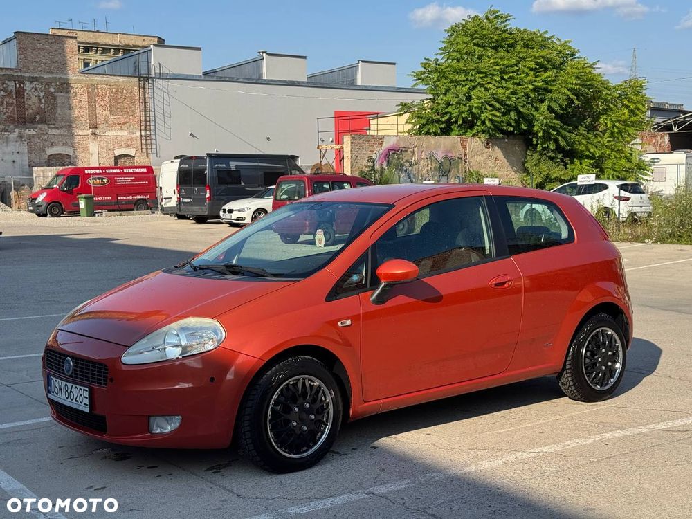 Fiat Grande Punto - 10