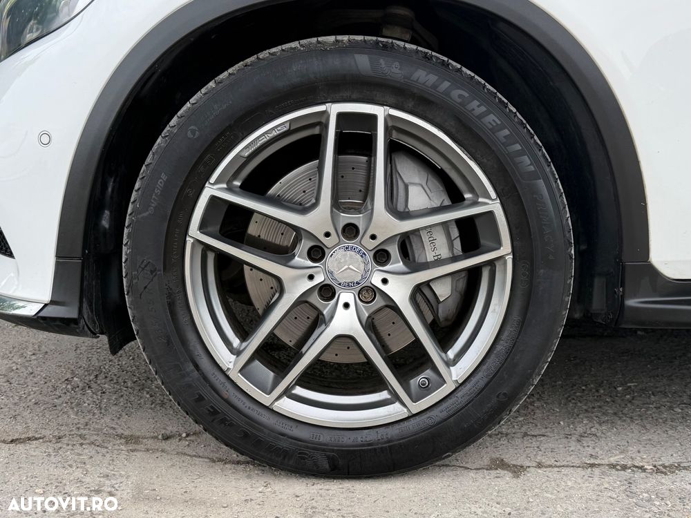 Mercedes-Benz GLC 220 d 4MATIC 9G-TRONIC AMG Line - 28