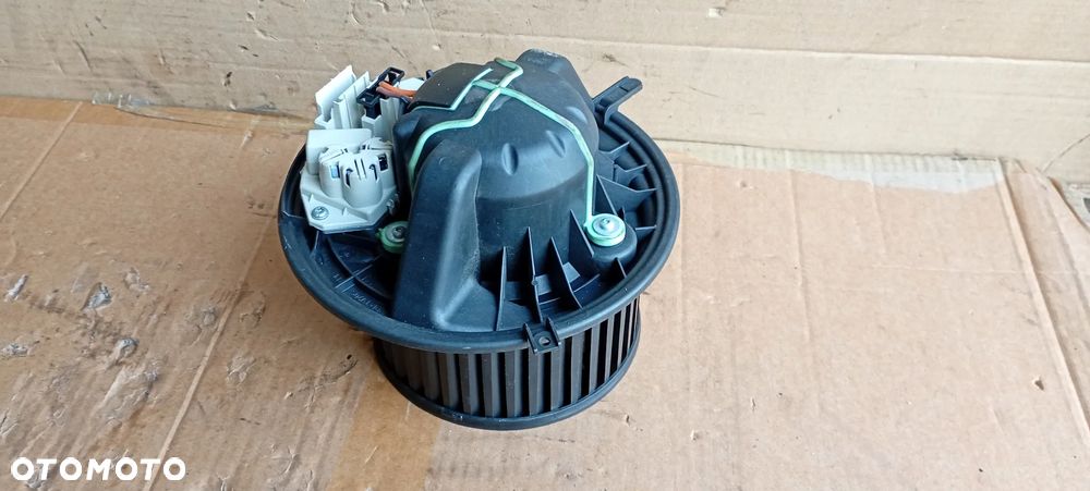 Wentylator silnik dmuchawy nagrzewnicy rezystor BMW 1 E87 982428F - 3