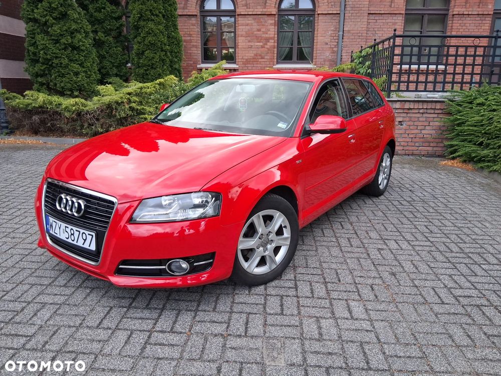 Audi A3 Sportback 1.6 Attraction - 2