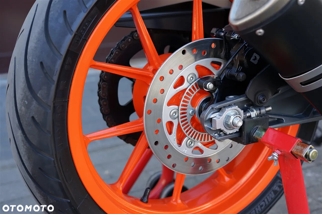 KTM RC 125 - 7
