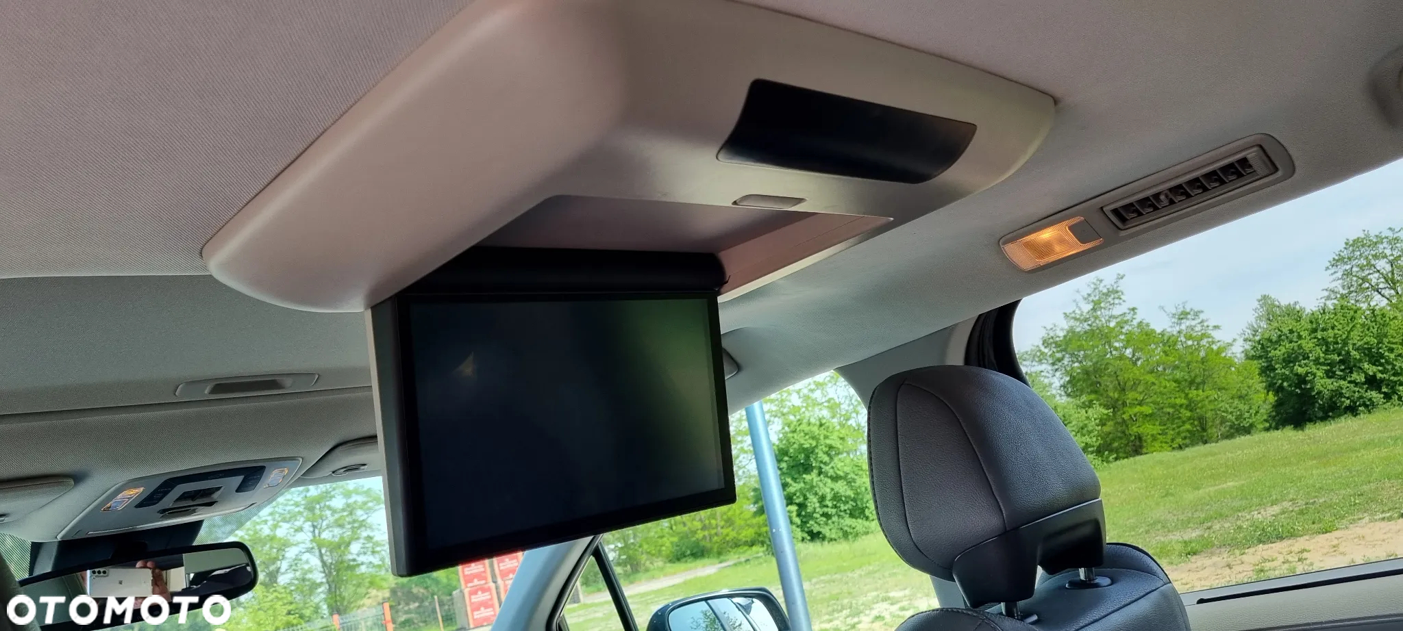Toyota Sienna - 17