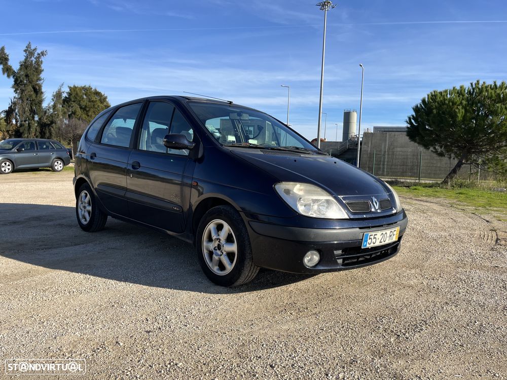 Renault Scénic 1.4 16V - 8