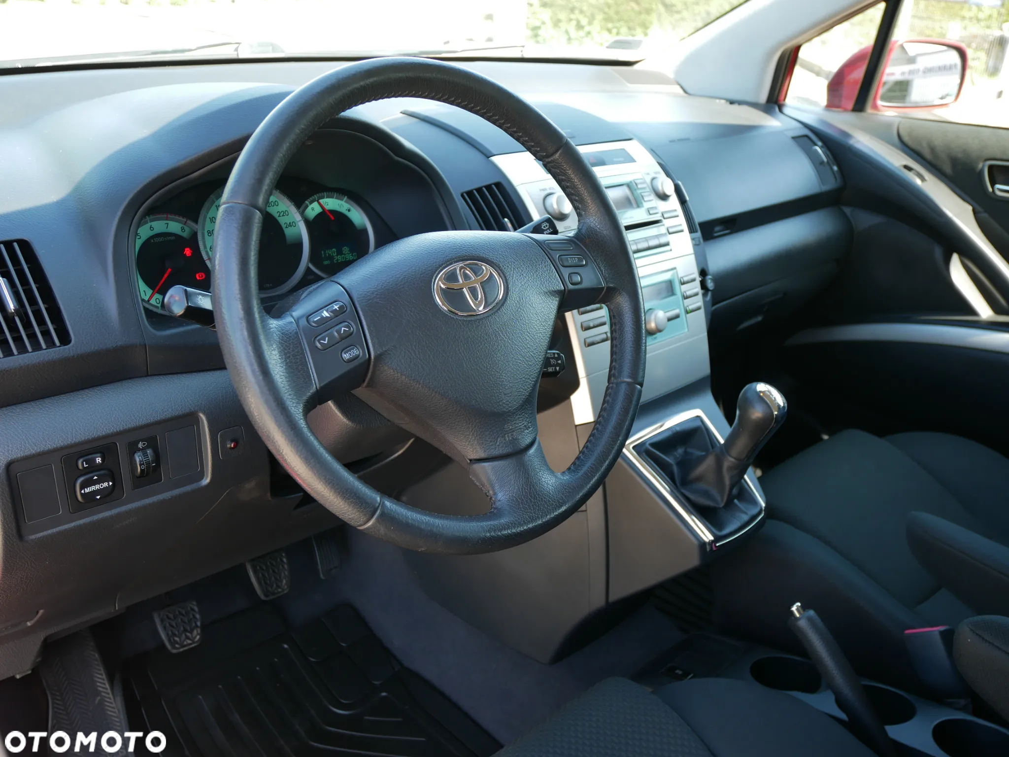 Toyota Corolla Verso - 11