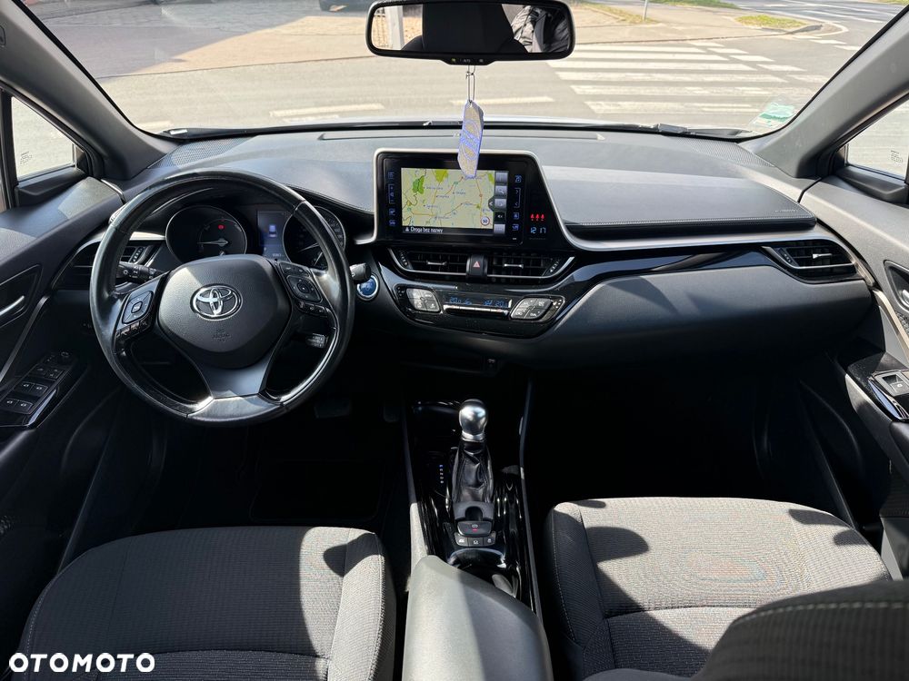 Toyota C-HR Business-Edition - 8