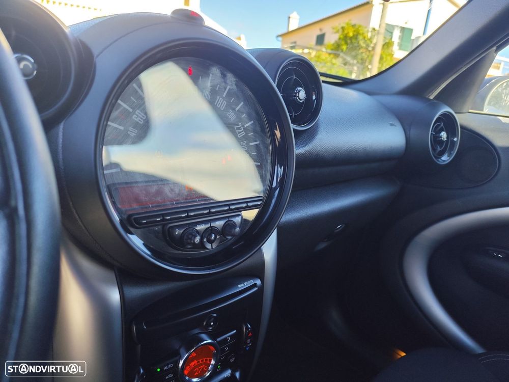 MINI Countryman Cooper D - 16