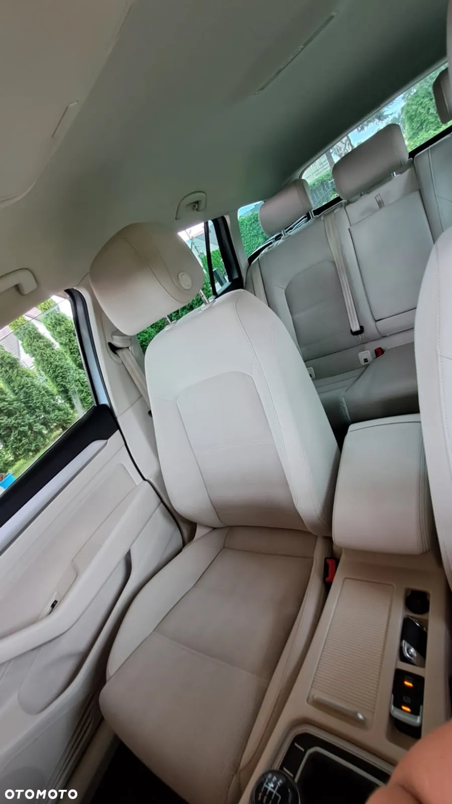Volkswagen Passat - 5