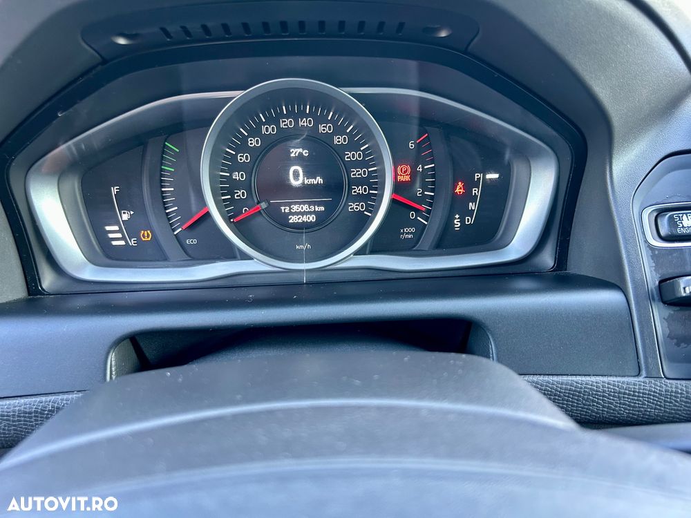 Volvo XC 60 D3 Kinetic - 19