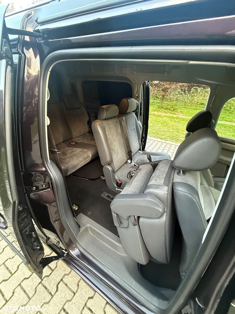 Volkswagen Caddy Highline - 19