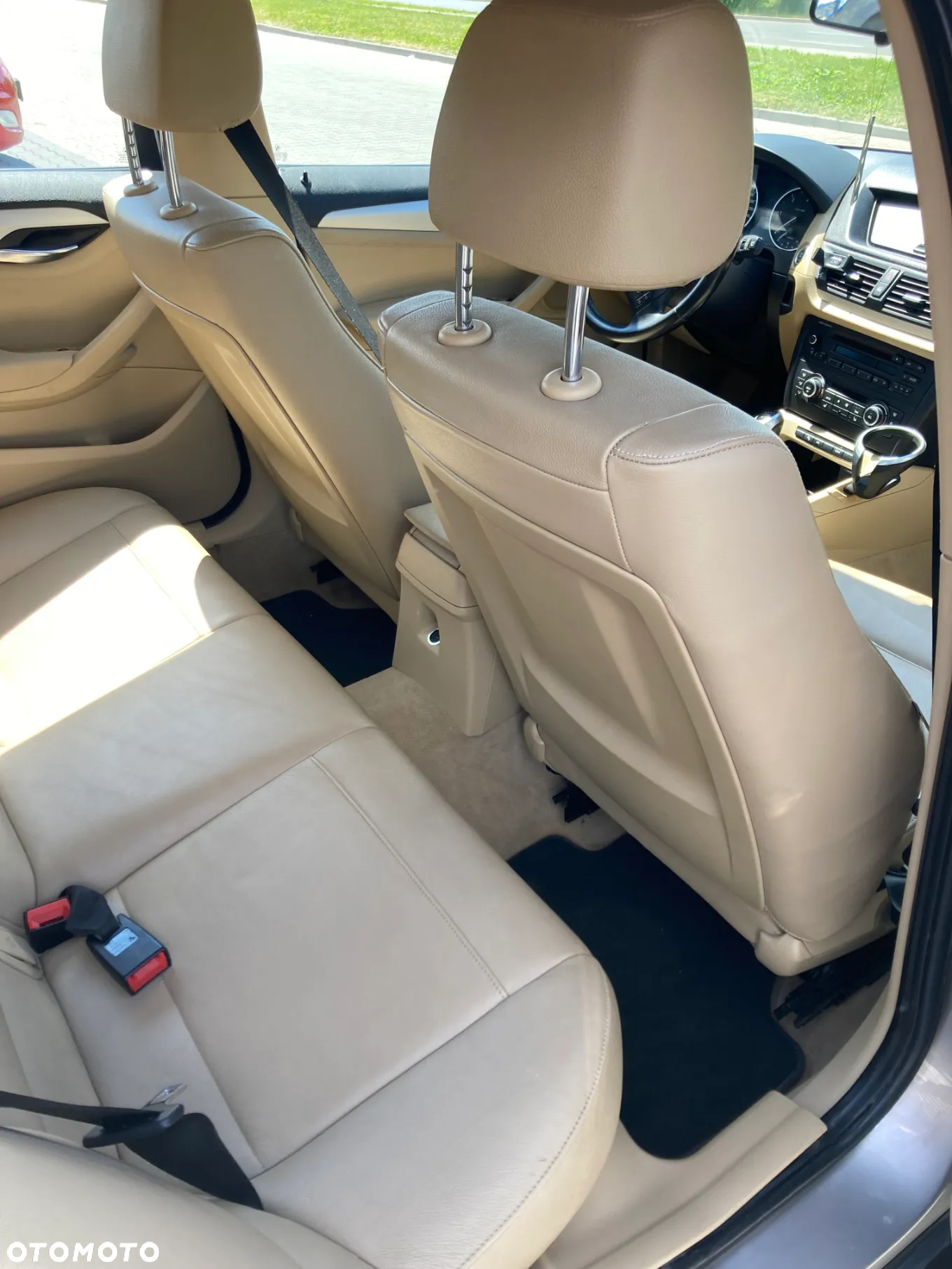 BMW X1 sDrive20d EfficientDynamics - 12