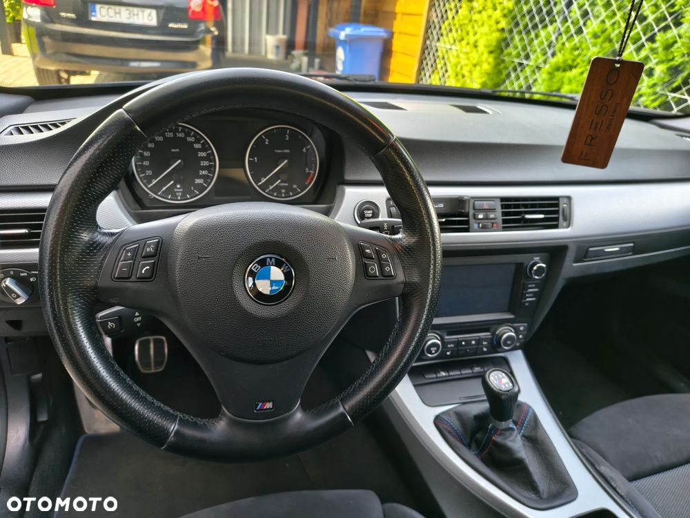 BMW Seria 3 318d DPF Edition Sport - 8