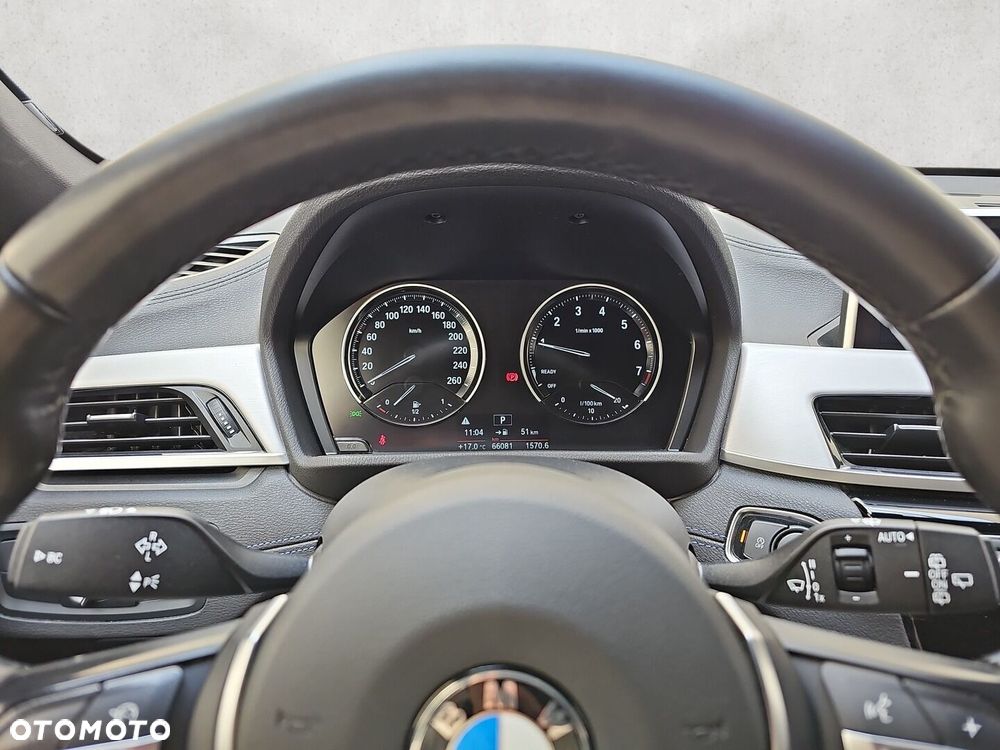 BMW X1 - 12