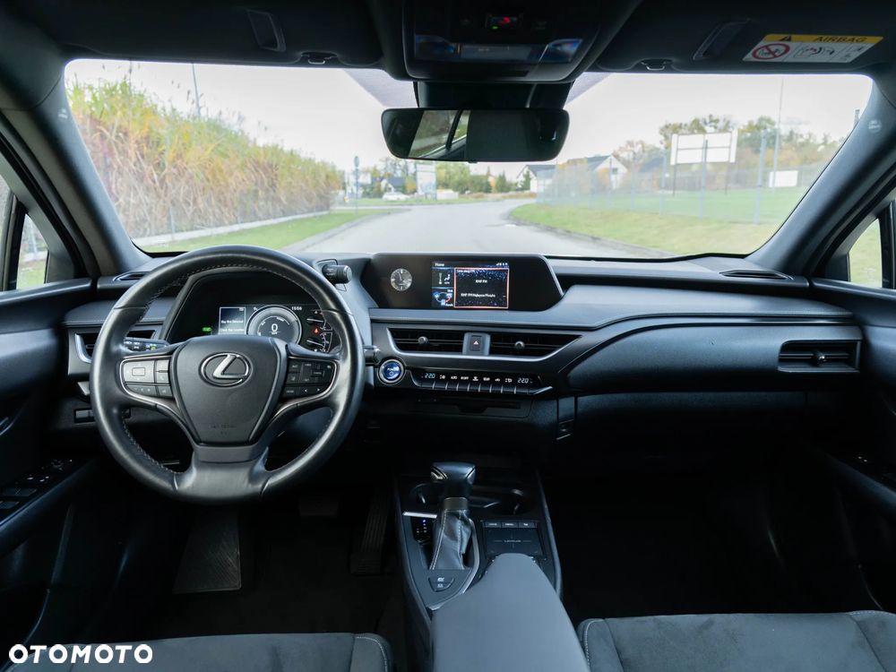 Lexus UX ver-250h-gpf-prestige-2wd - 23