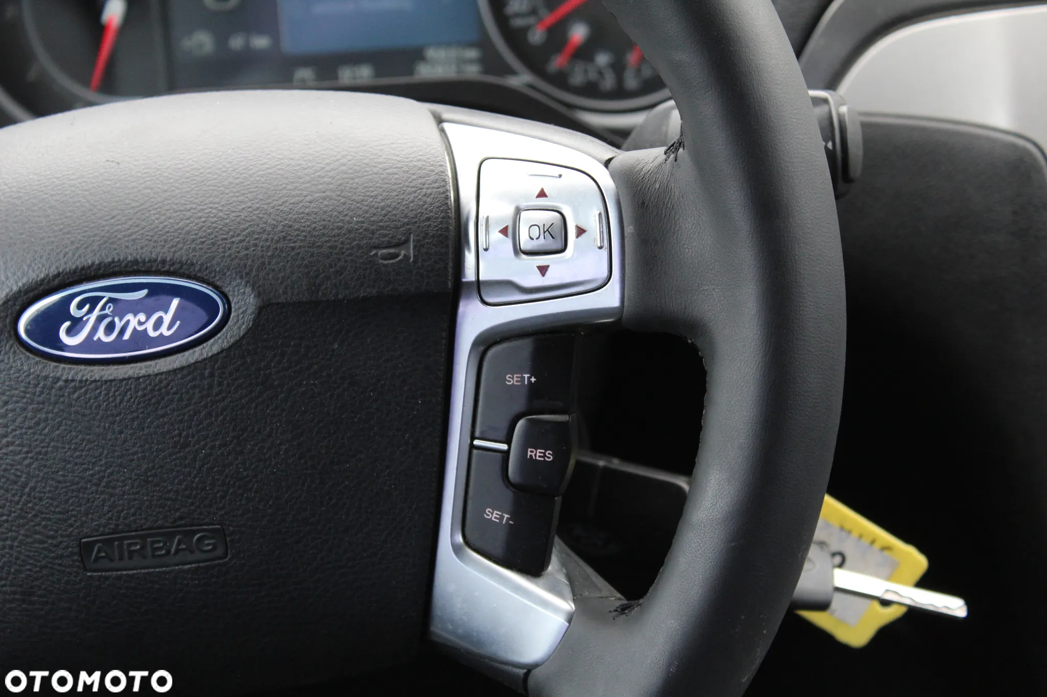 Ford S-Max 2.2 TDCi Titanium - 22
