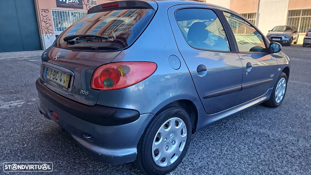Peugeot 206 - 3