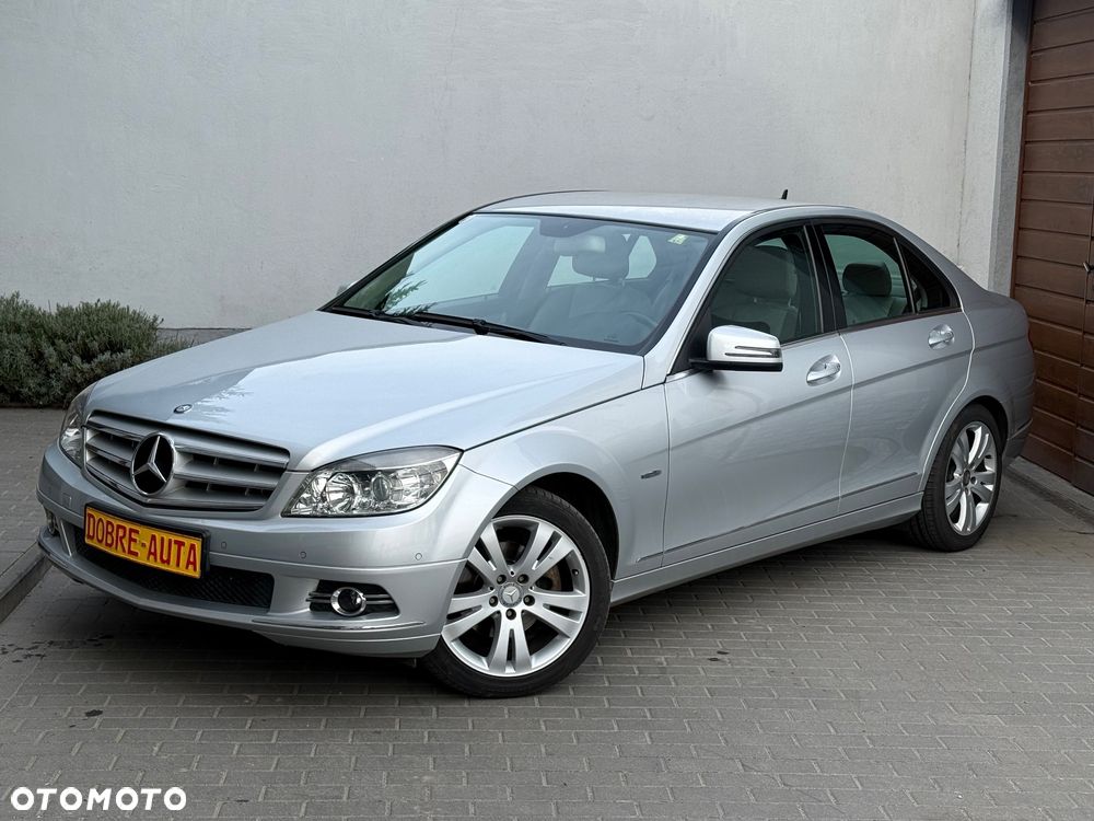 Mercedes-Benz Klasa C 180 T Kompressor Automatik BlueEFFICIENCY Avantgarde - 23
