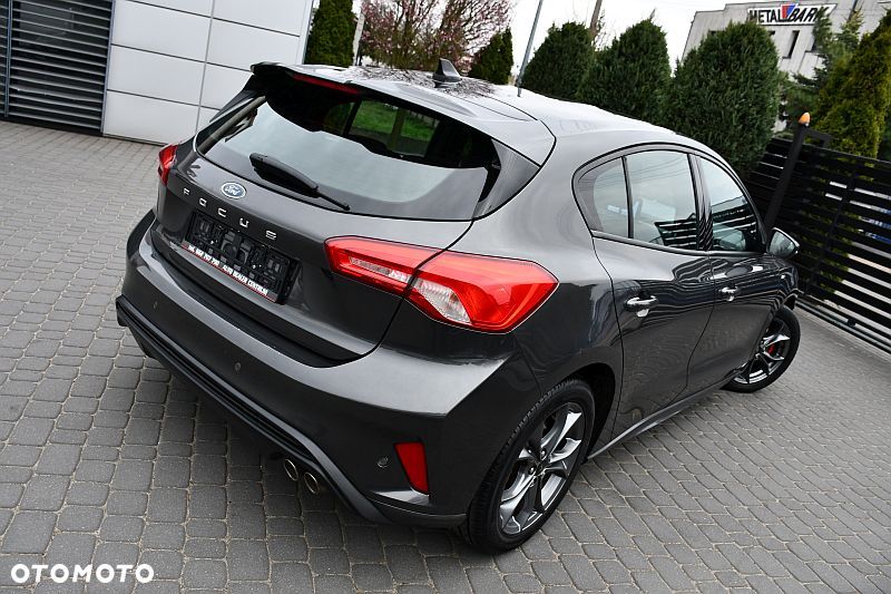 Ford Focus 1.5 EcoBlue Start-Stopp-System ST-LINE STYLE - 4