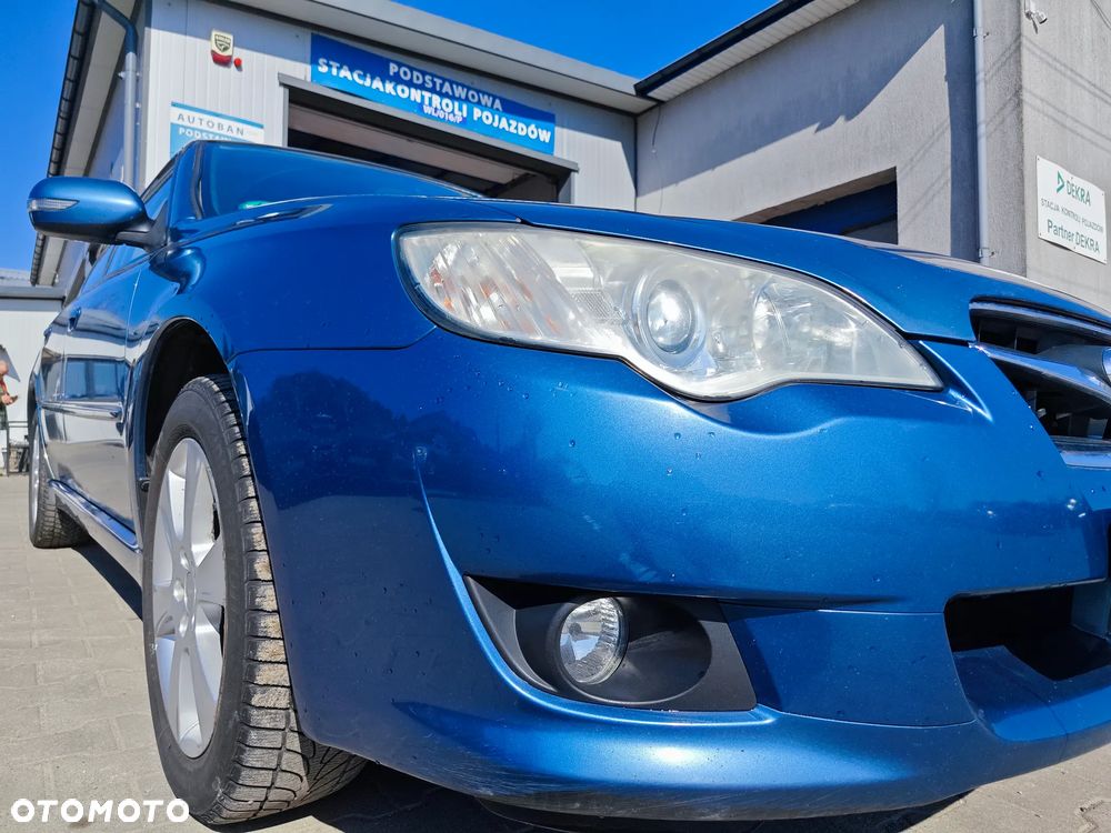 Subaru Legacy - 27