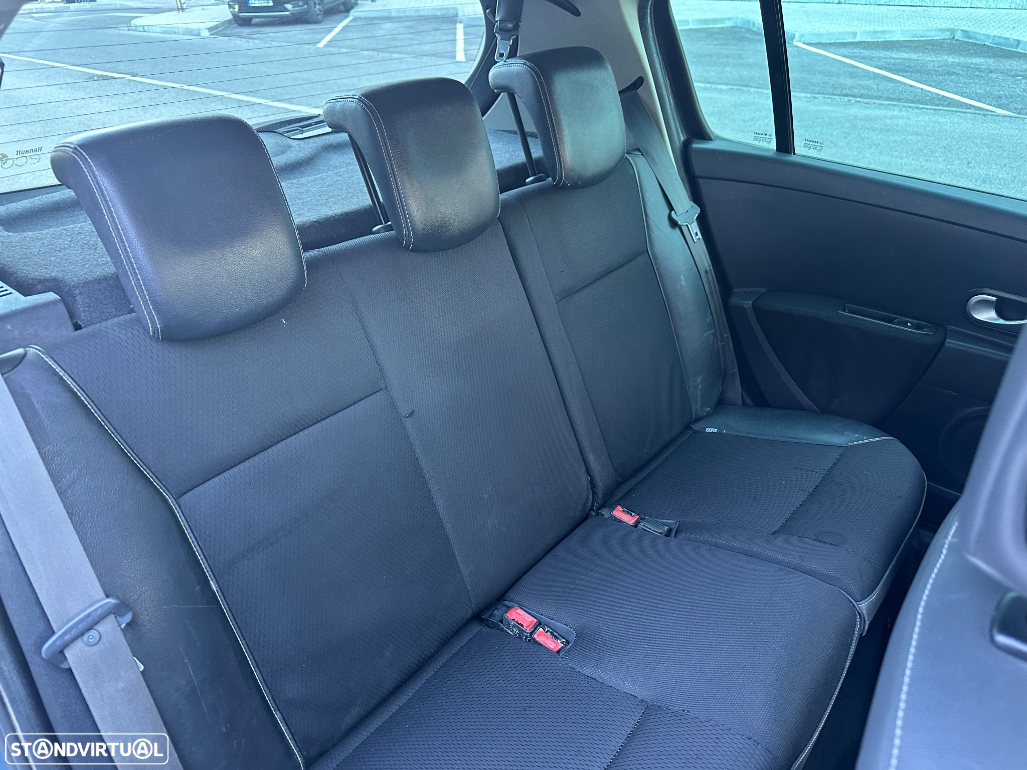 Renault Clio 1.2 TCE Luxe - 24