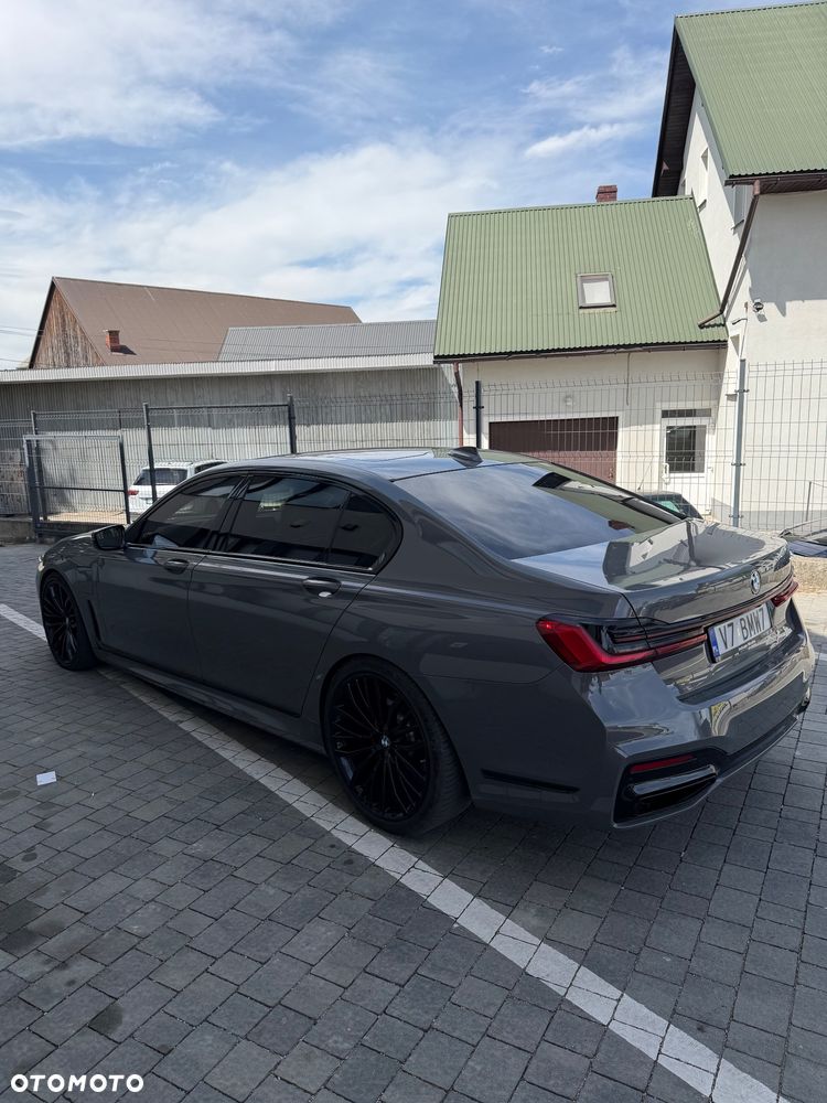 BMW Seria 7 - 25