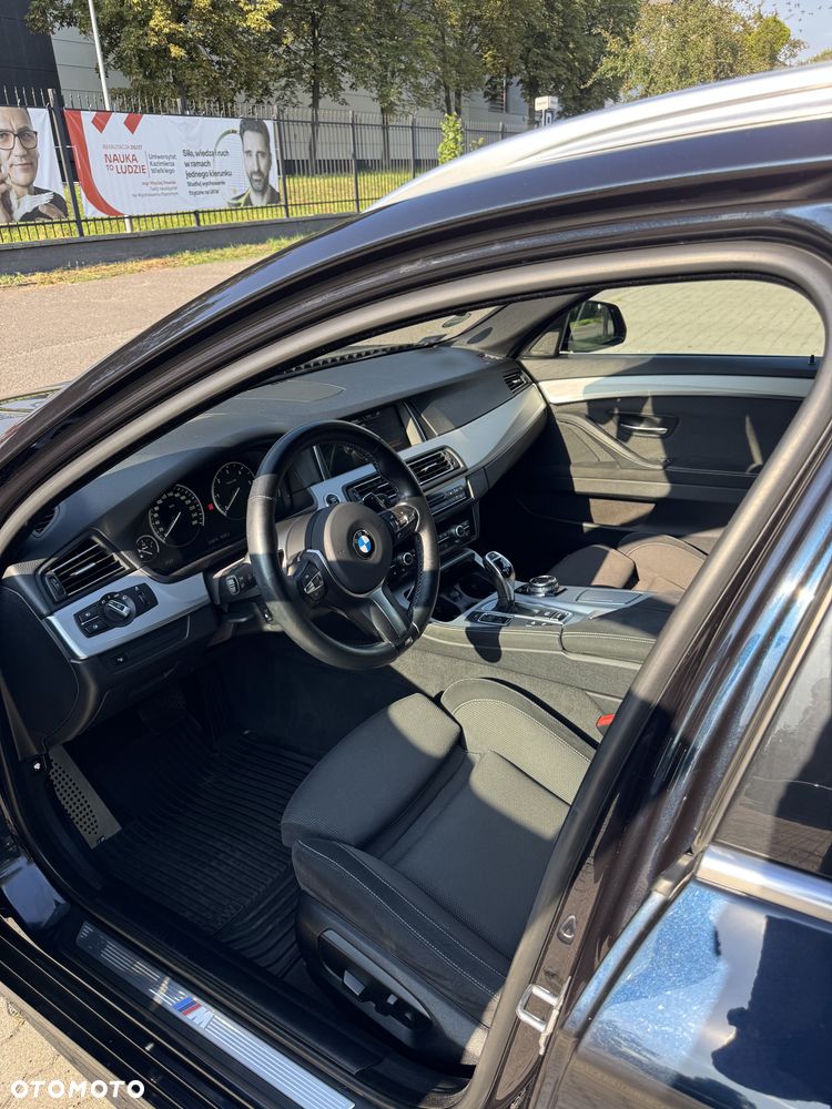 BMW Seria 5 530d xDrive - 6