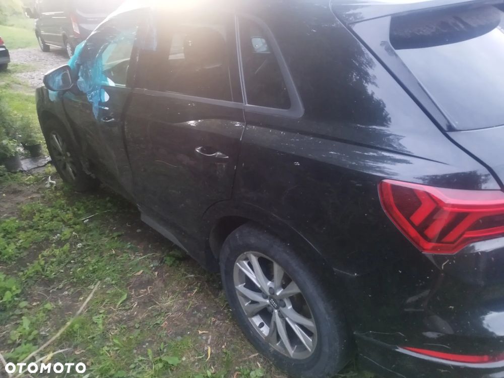 Audi Q3 35 TFSI S tronic S line - 4