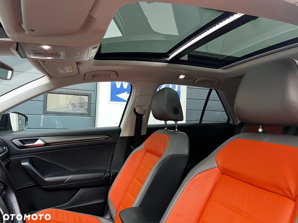 Volkswagen T-Roc 2.0 TDI SCR 4MOTION DSG Style - 10