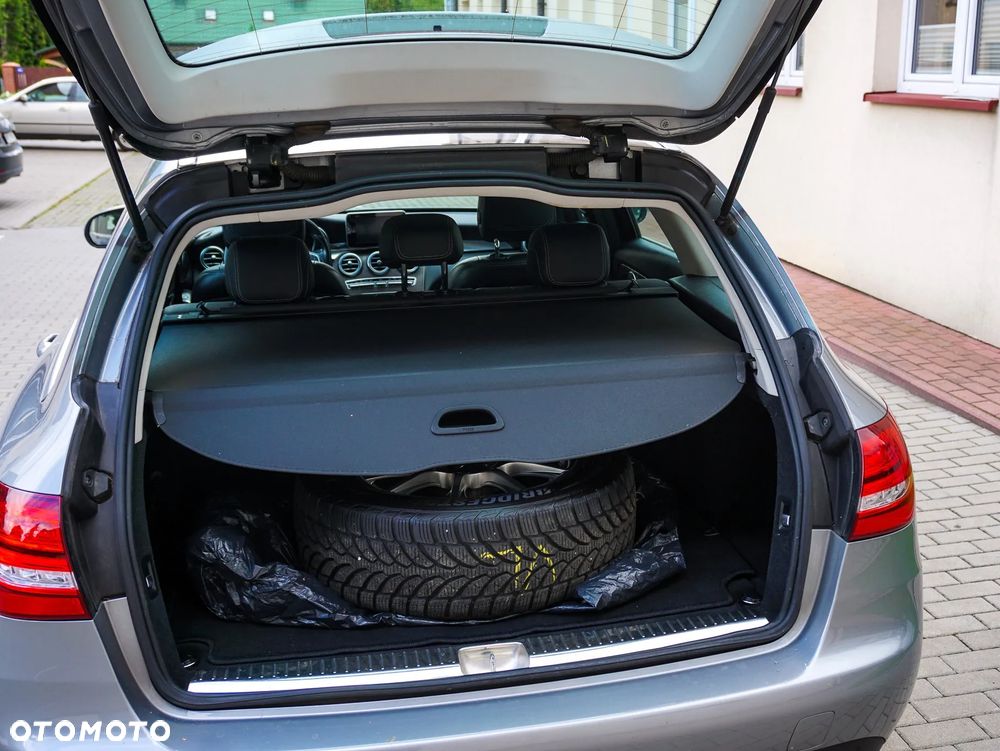 Mercedes-Benz Klasa C 200 7G-TRONIC Avantgarde - 20
