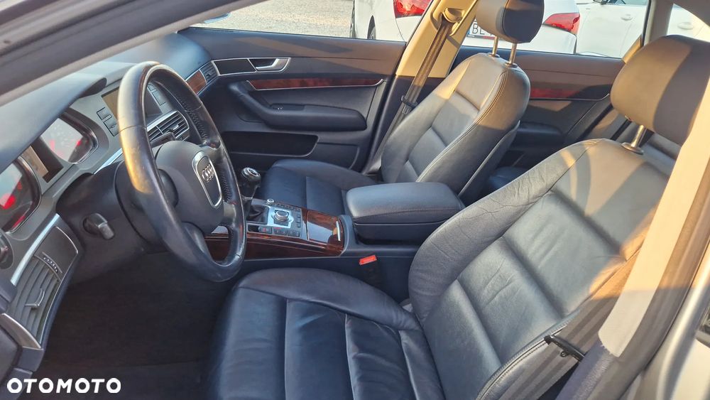 Audi A6 Limousine 2.4 - 10