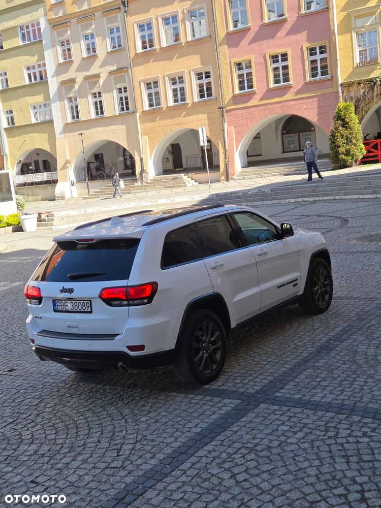 Jeep Grand Cherokee 3.6 V6 Pentastar 4WD Automatik Overland - 36