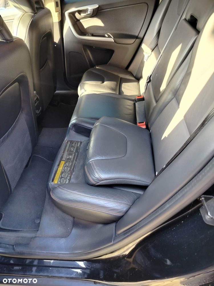 Volvo XC 60 D3 Summum - 11