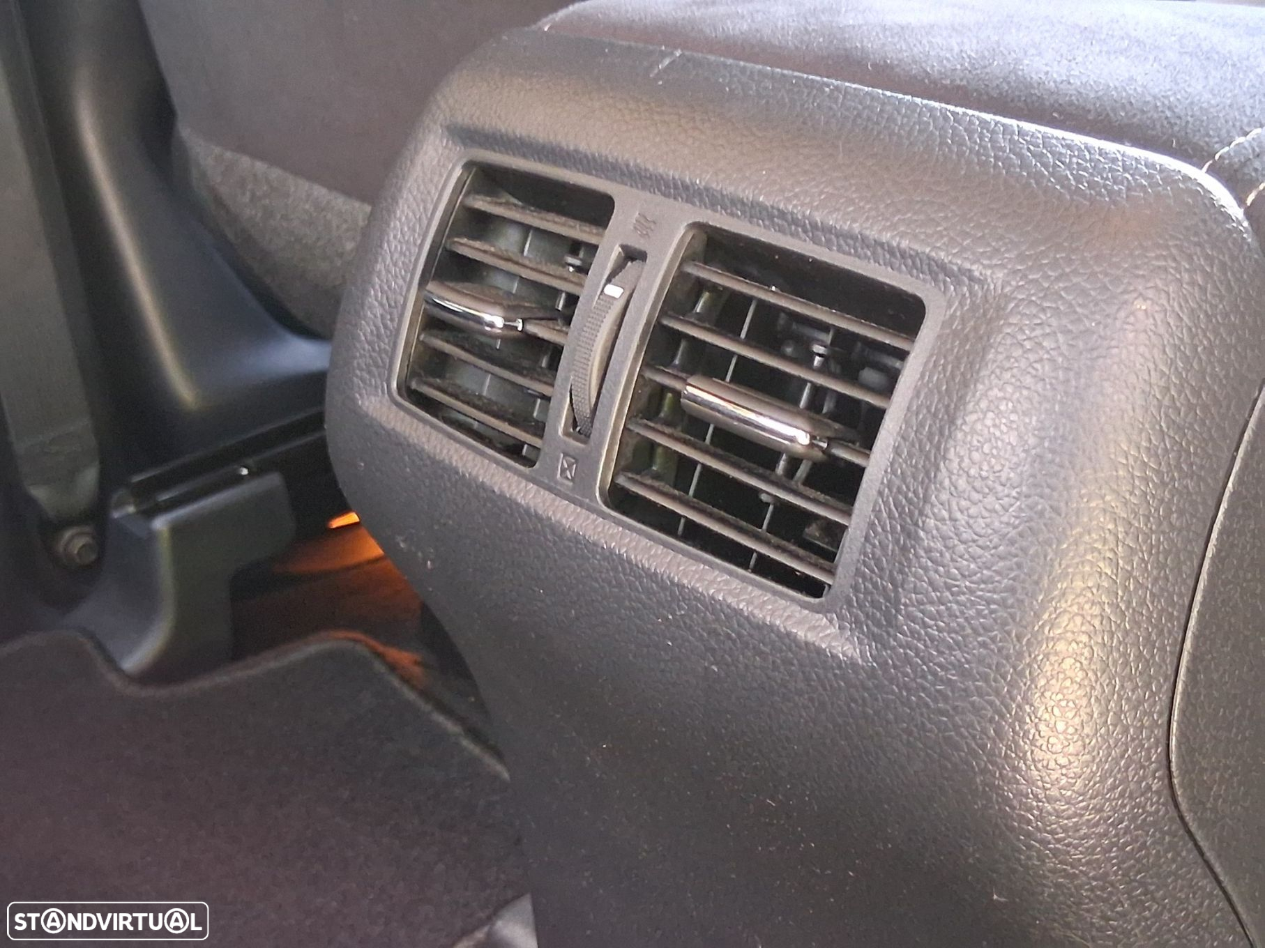 Nissan Navara 2.3 dCi CD 4WD N-Connecta Nav+Barras - 58