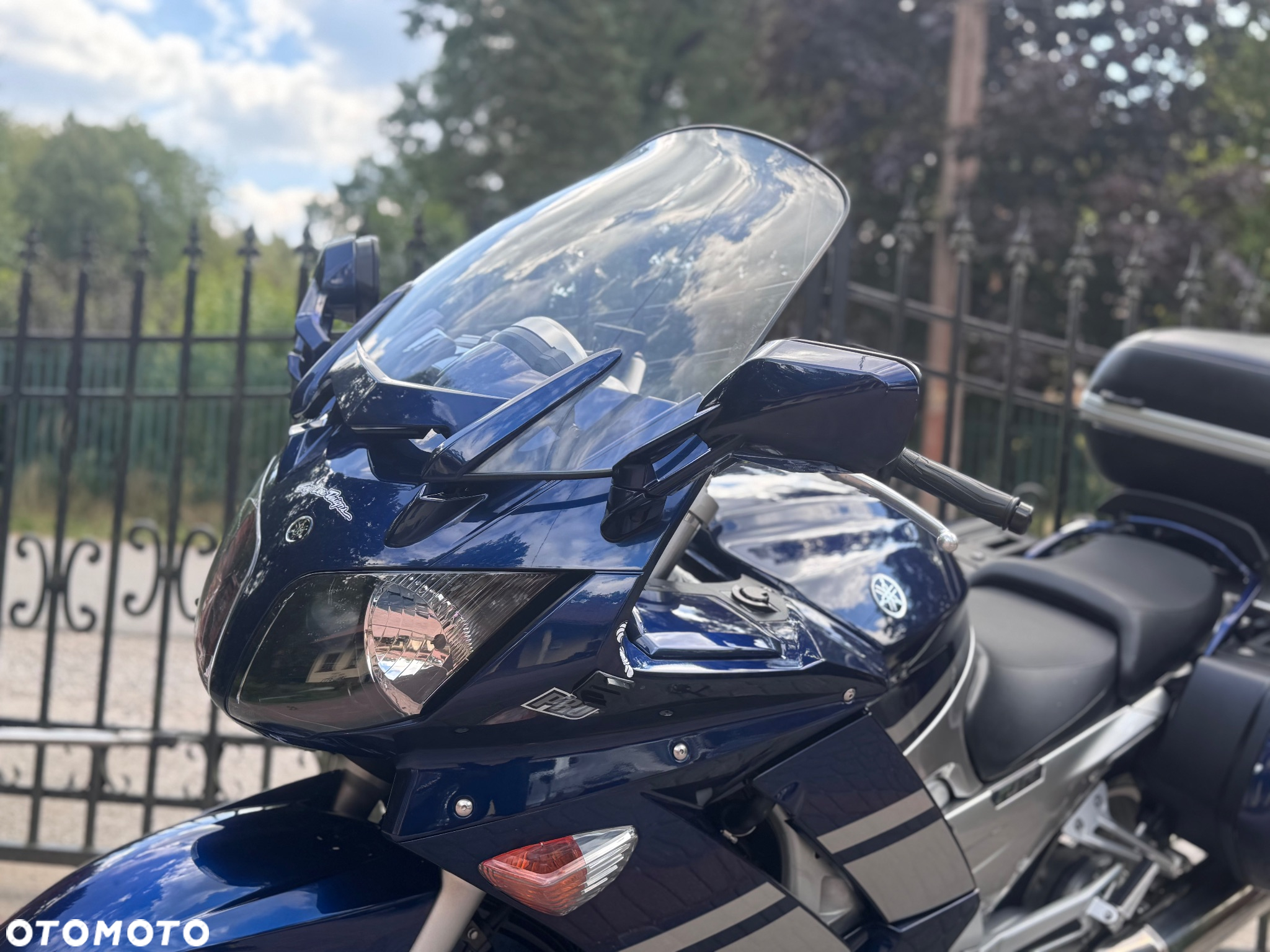 Yamaha FJR - 17