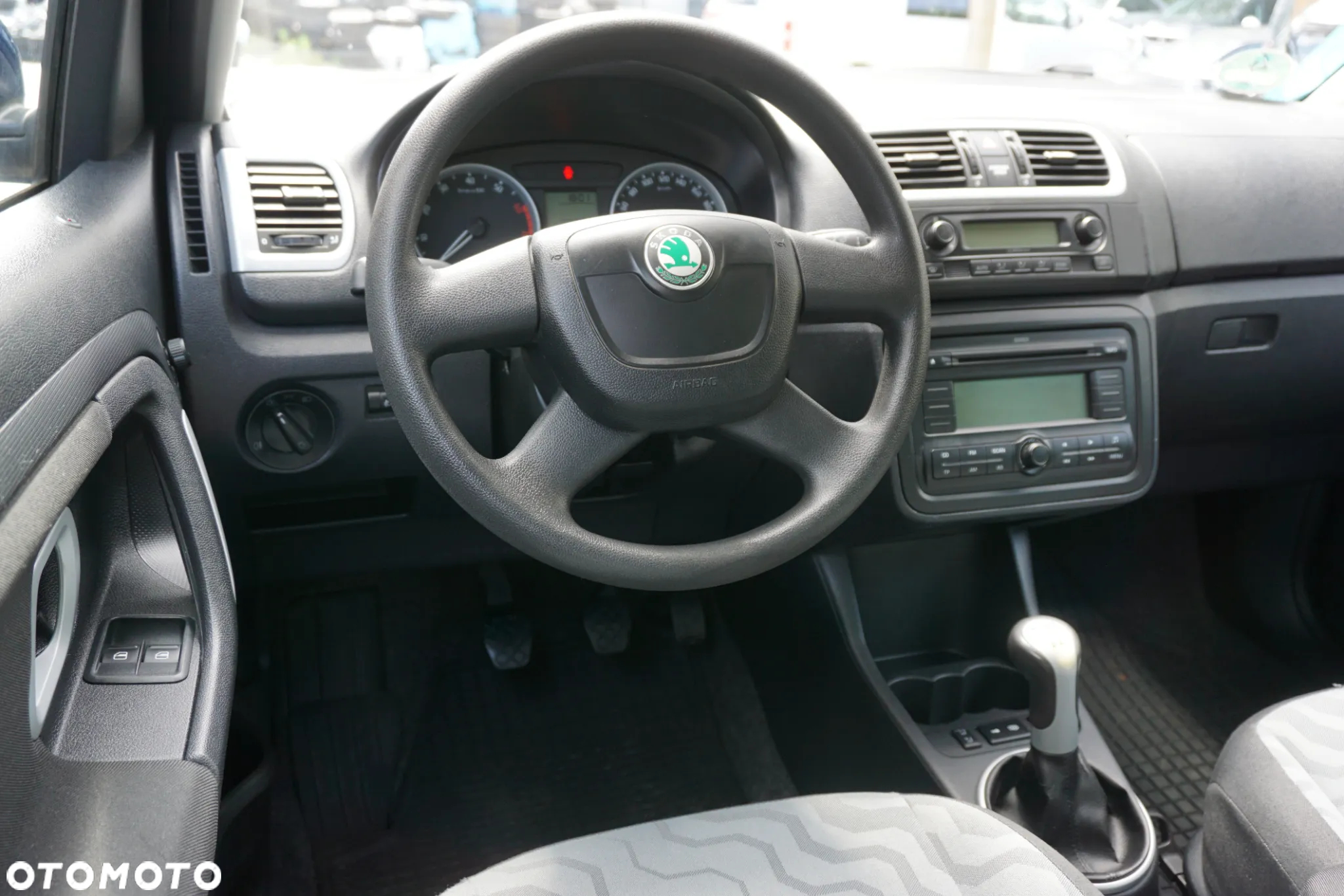 Skoda Roomster 1.2 12V HTP PLUS EDITION - 11