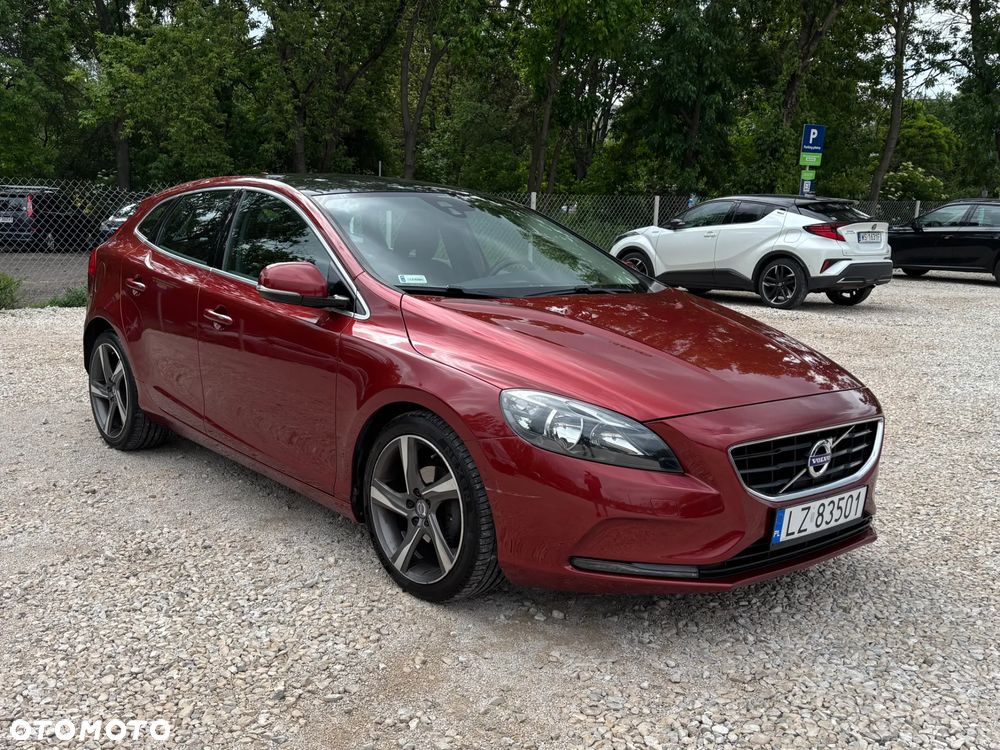 Volvo V40 D2 Momentum - 21