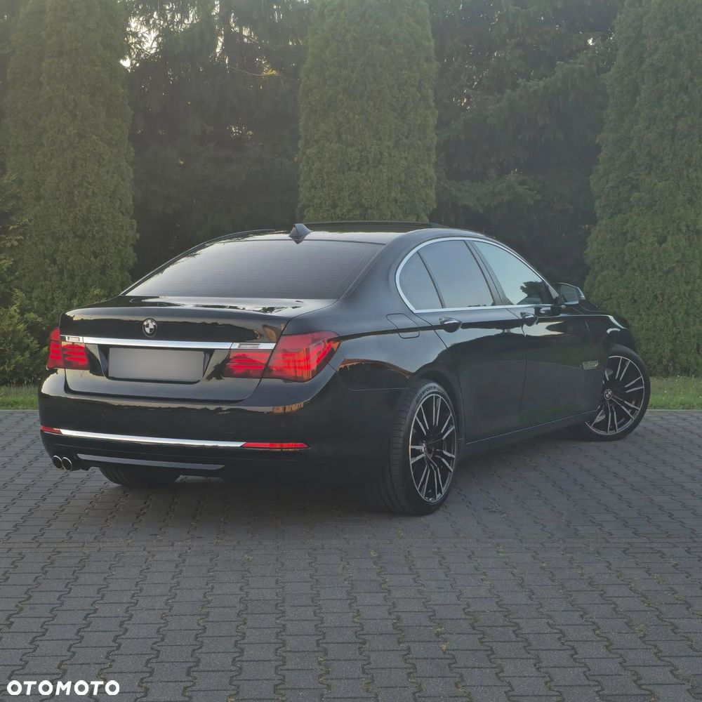 BMW Seria 7 730d xDrive - 16
