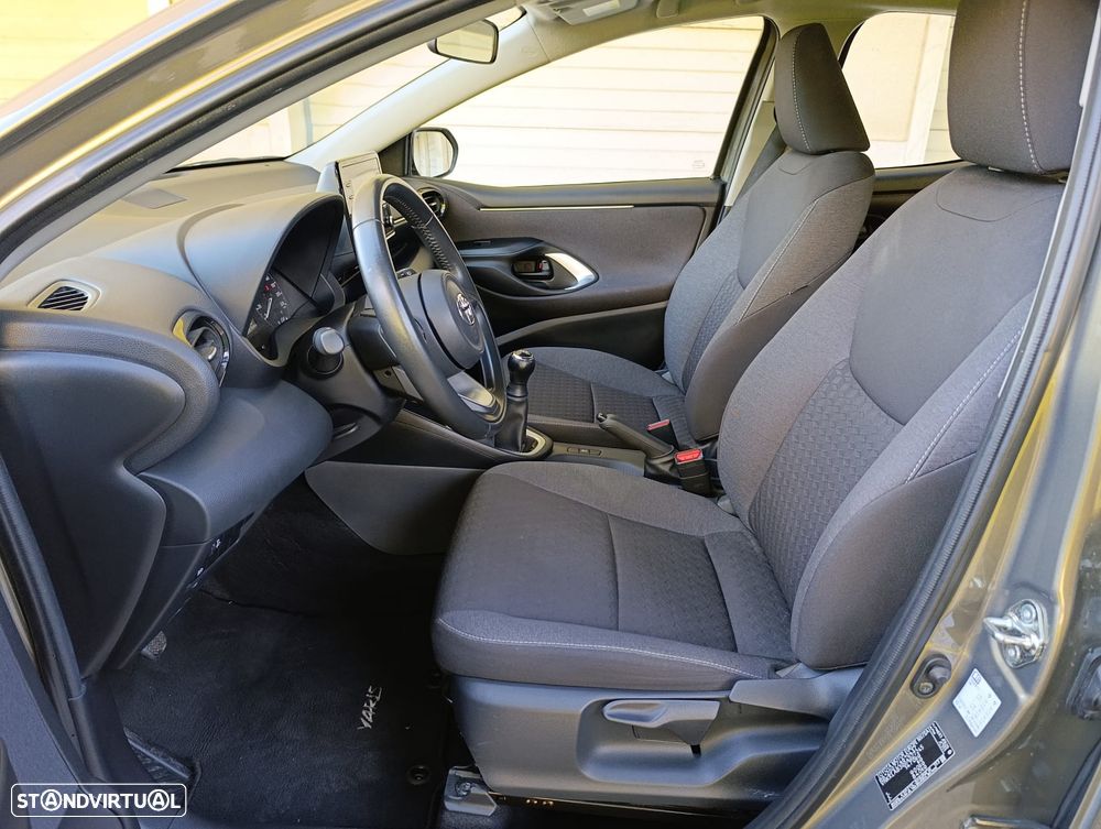 Toyota Yaris 1.0 VVT-i Exclusive - 9