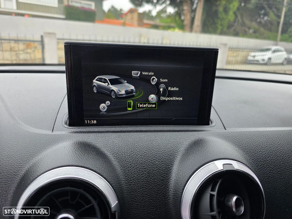 Audi A3 1.6 TDI S-line - 23
