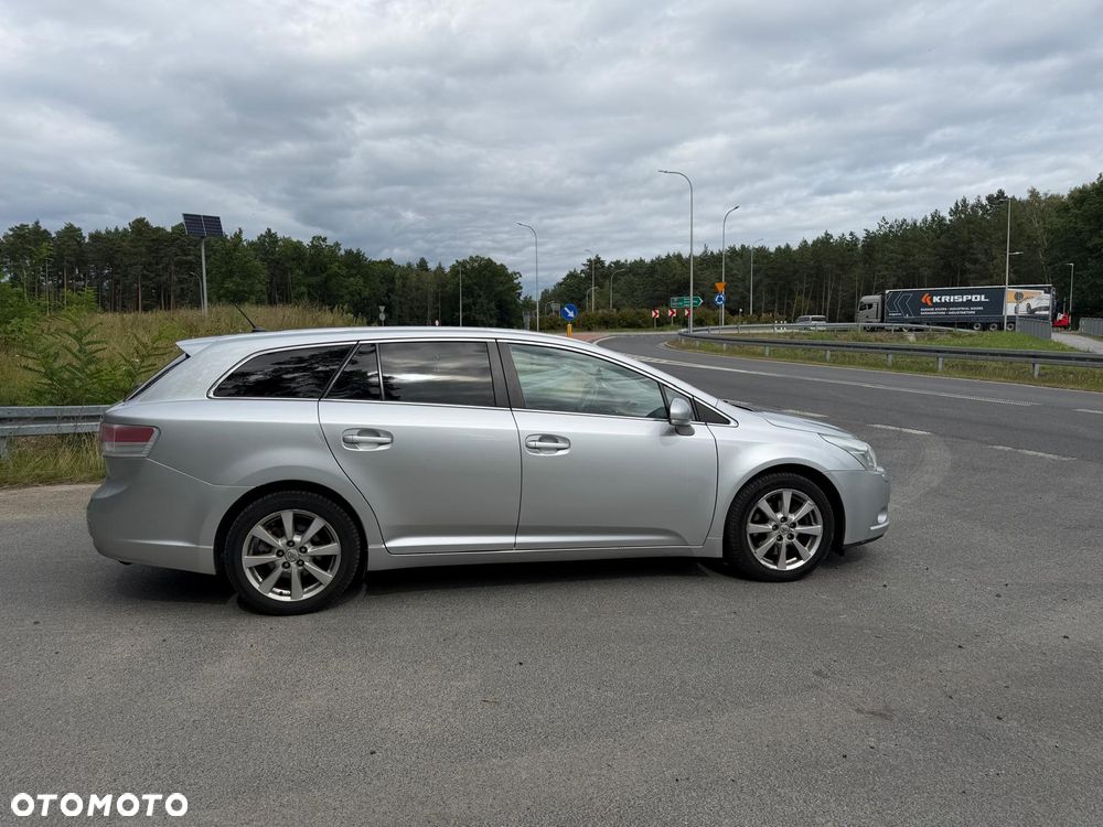 Toyota Avensis 2.2 D-4D Prestige - 5